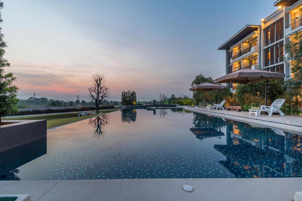 Green Ville Laguna Hotel Sung Noen Exteriér fotografie